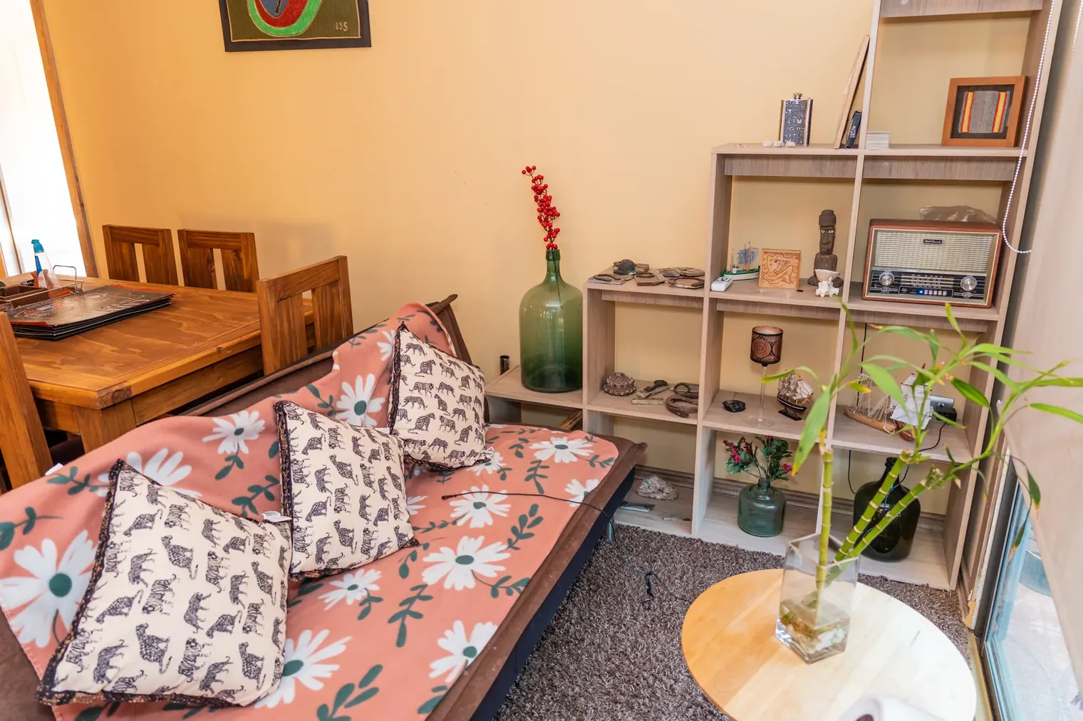 Living comedor de una cabaña